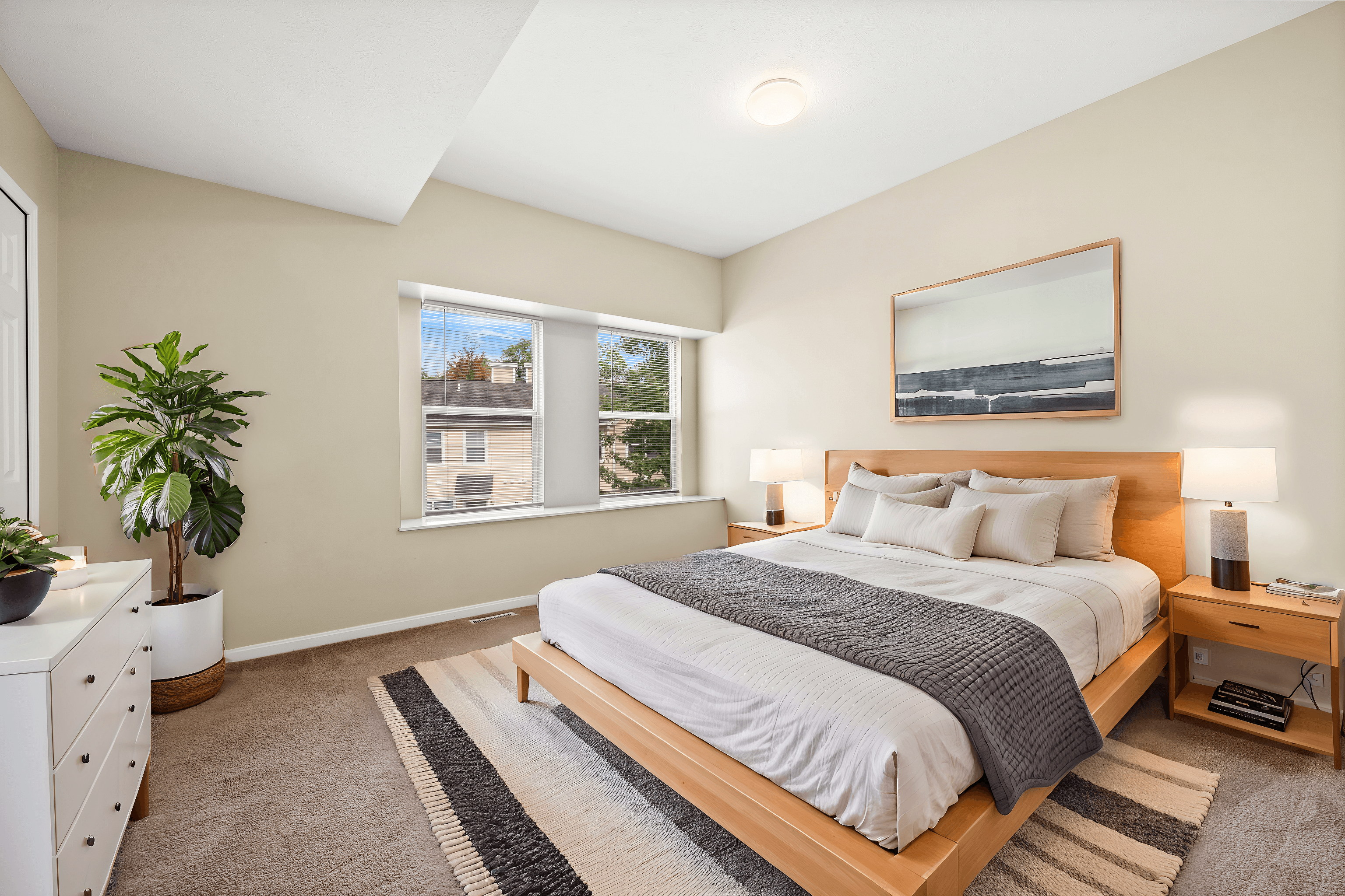 Tremont Pointe Apartments